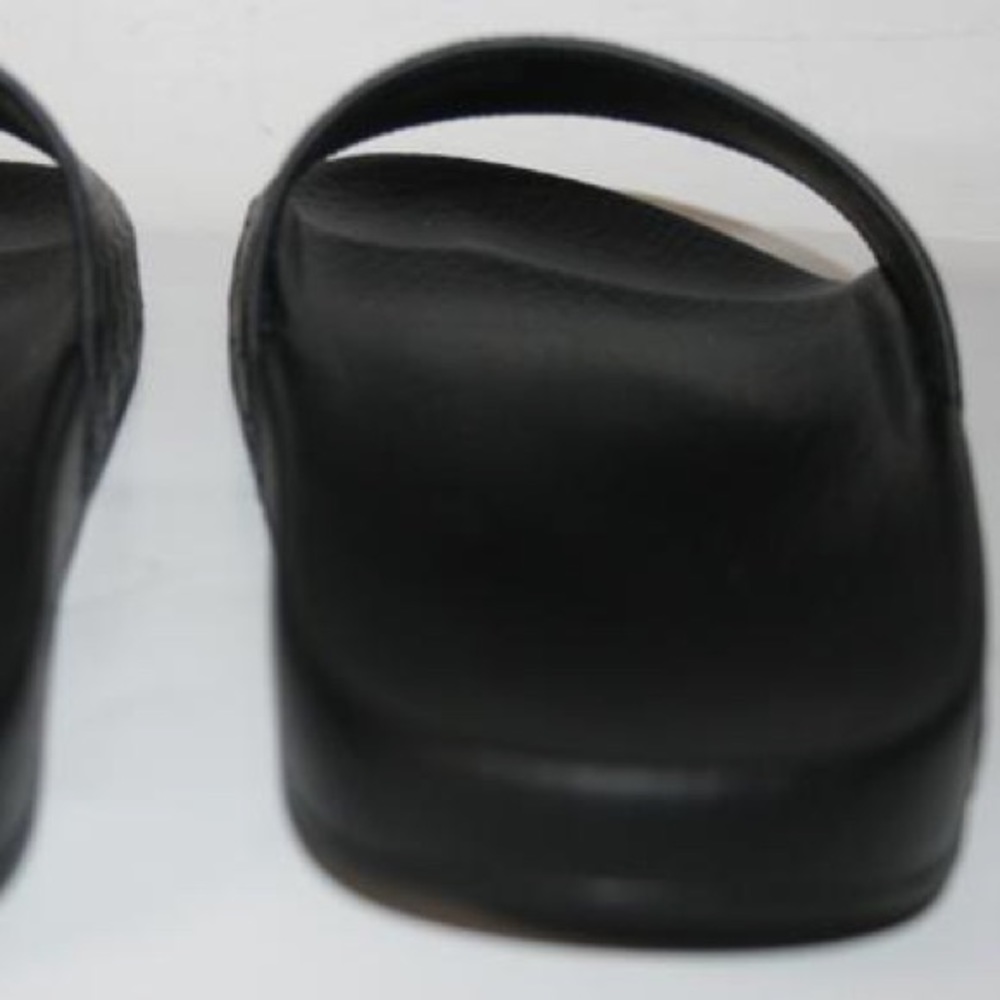 Gucci Slides - image 4